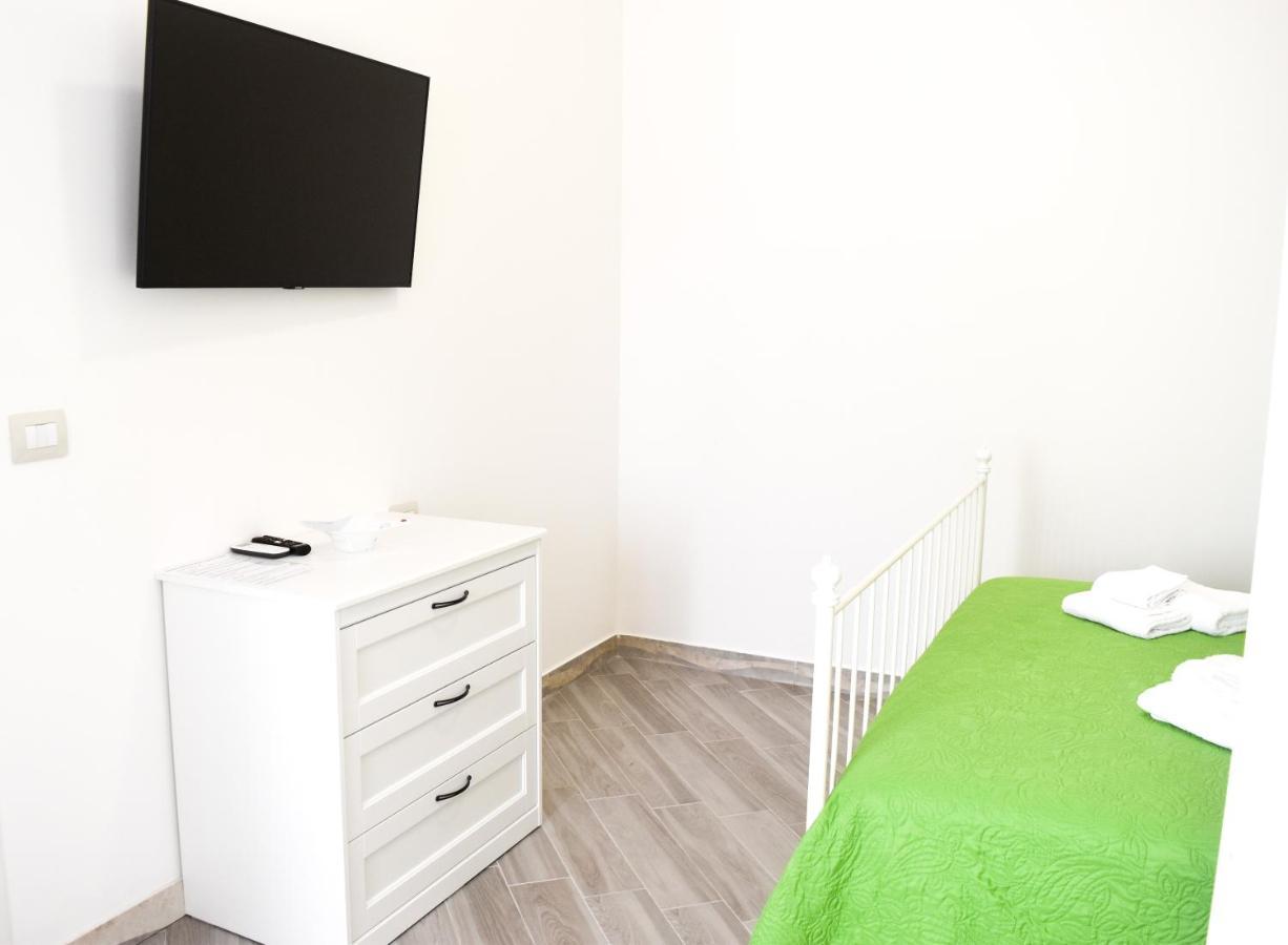 Bed & Breakfast Domus Pepe Scalea Exterior foto